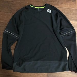 Men’s Nike dry fit top